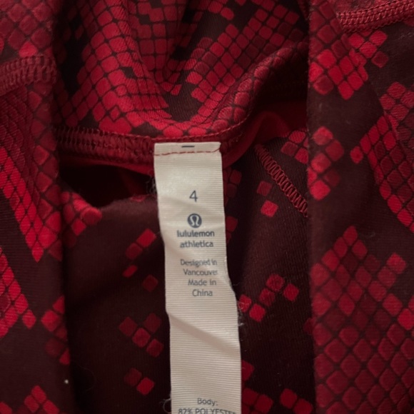 Lululemon wunder under hi-rise ziggysnake print. Color: Ride tide cranberry - Picture 15 of 16